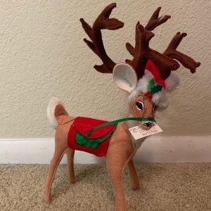 Annalee Special Delivery reindeer